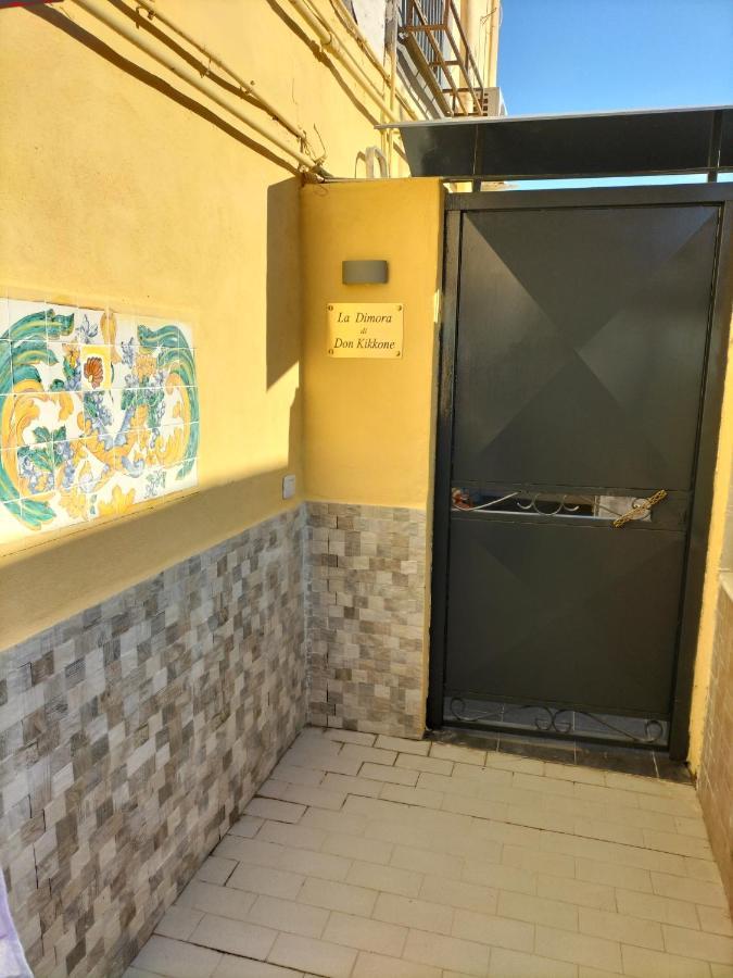 Dimora Di Don Kikkone Apartment Napoli Bagian luar foto