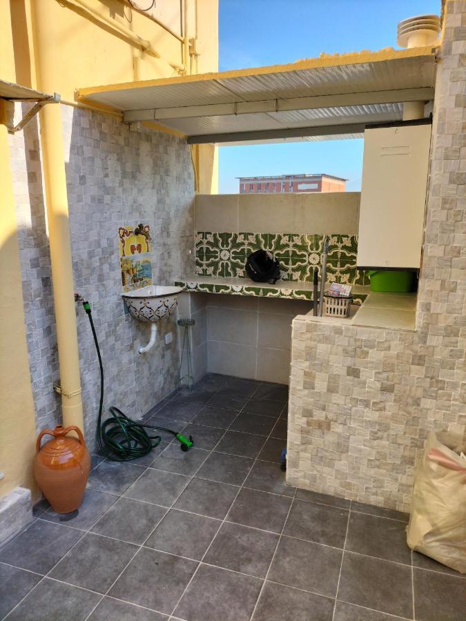 Dimora Di Don Kikkone Apartment Napoli Bagian luar foto